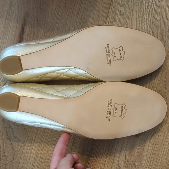 Stewart Weitzman Gold Slipons NWT - Picture 2 of 3